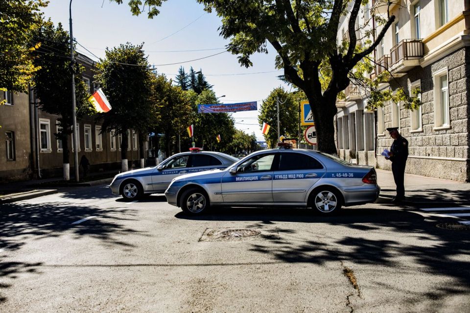 В Цхинвале ограничат движение транспорта на время репетиций парада в честь Дня республики