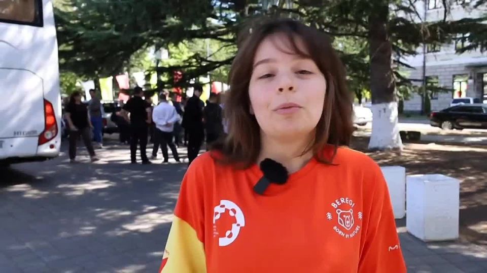 Делегация из Южной Осетии отправилась на слет Всемирного фестиваля молодежи, который пройдет с 17 по 21 сентября в Нижнем Новгороде