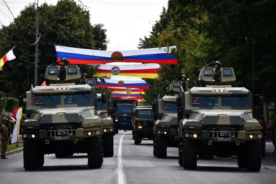 В столице Южной Осетии прошла последняя репетиция военного парад в честь Дня республики