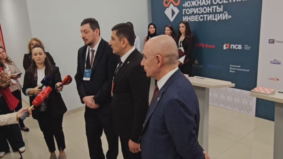 В Южной Осетии прекрасная молодежь, заявил директор компании Зураб Баззаев после подписания трёхстороннего соглашения с ЮОГУ и Нацбанком Алании