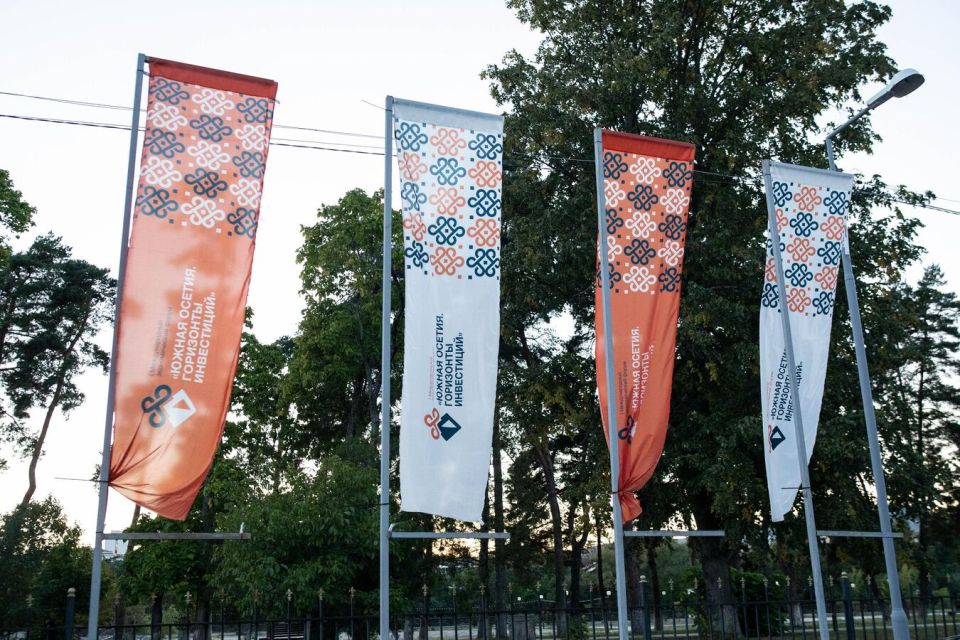 Абхазия и Южная Осетия подпишут в Цхинвале соглашение о беспошлинной торговле