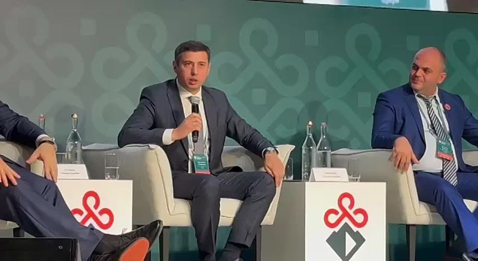 На панельной дискуссии «Южная Осетия-территория новых инвестиций» министр экономики Республики Абхазия Теймураз Миквабия акцентировал внимание на предстоящем подписании соглашения о режиме торговли товарами между Южной..