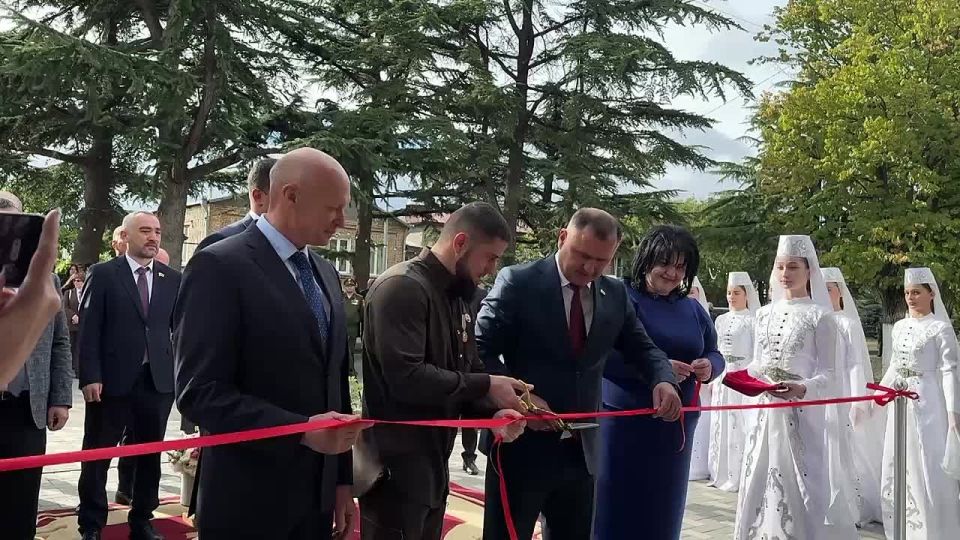 В Цхинвале состоялось торжественное открытие Государственной школы искусств при Министерстве культуры Республики