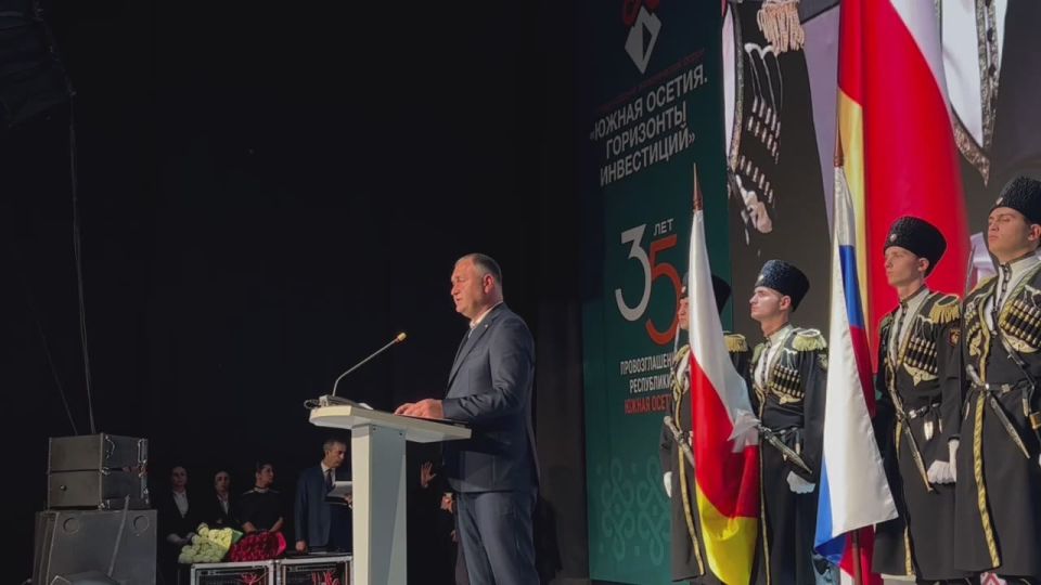 Гаглоев: Южная Осетия сама строит свое будущее и делает это вместе с Россией