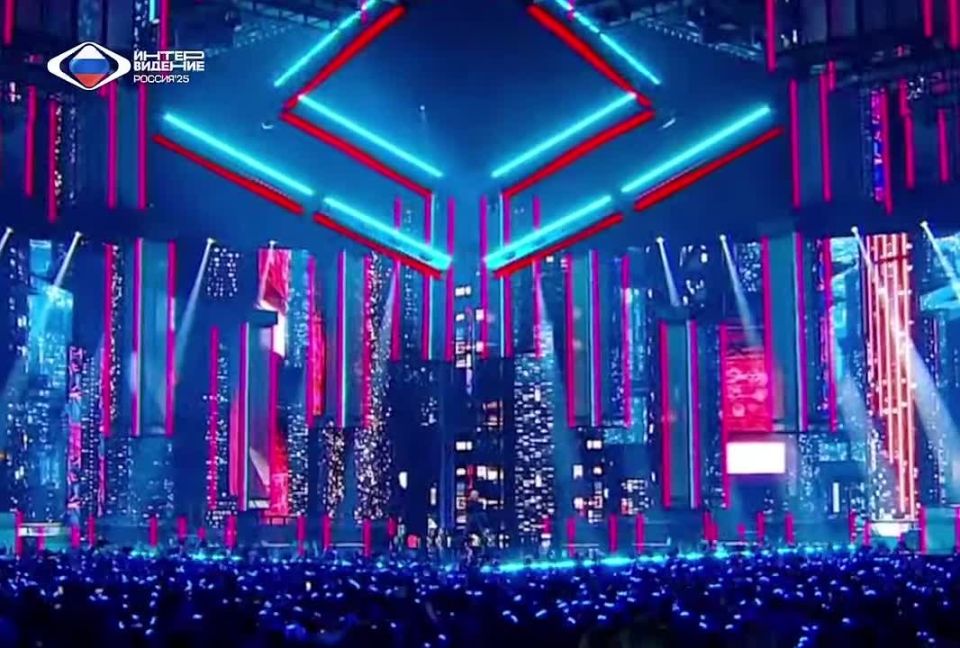 Кадры с выступления Shaman на «Интервидении»