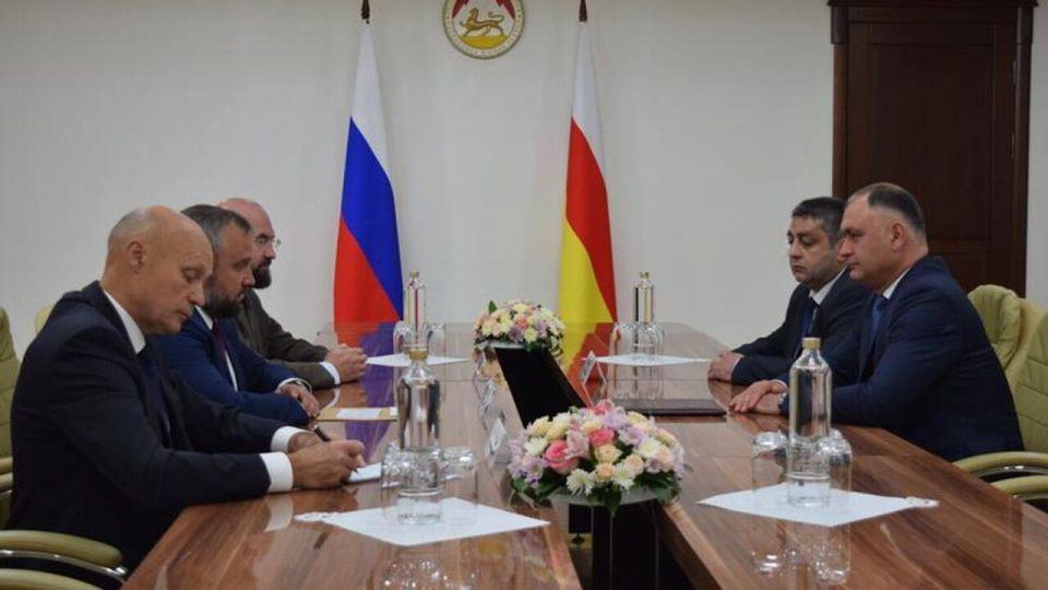 Цхинвал и Санкт-Петербург готовятся к подписанию соглашения о стратегическом партнерстве