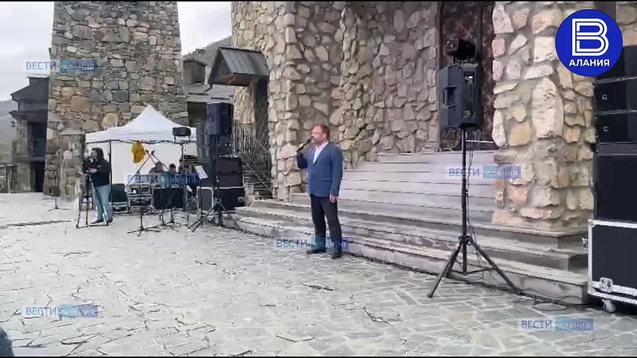 Южная Осетия принимает участие в первом международном фестивале православной песни "Свеча"