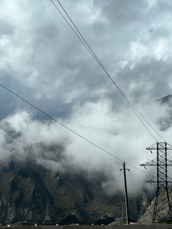 Доброе утро, друзья!. Сегодня в Осетии синоптики прогнозируют переменную облачность и небольшой дождь