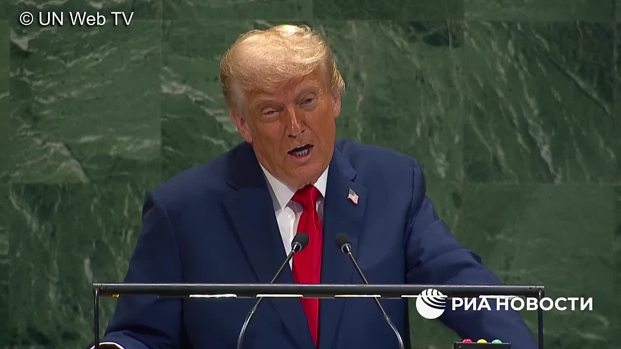 Трамп заявил, что неустанно работает над прекращением украинского конфликта, отметил хорошие отношения с Путиным, пишет РИА Новости
