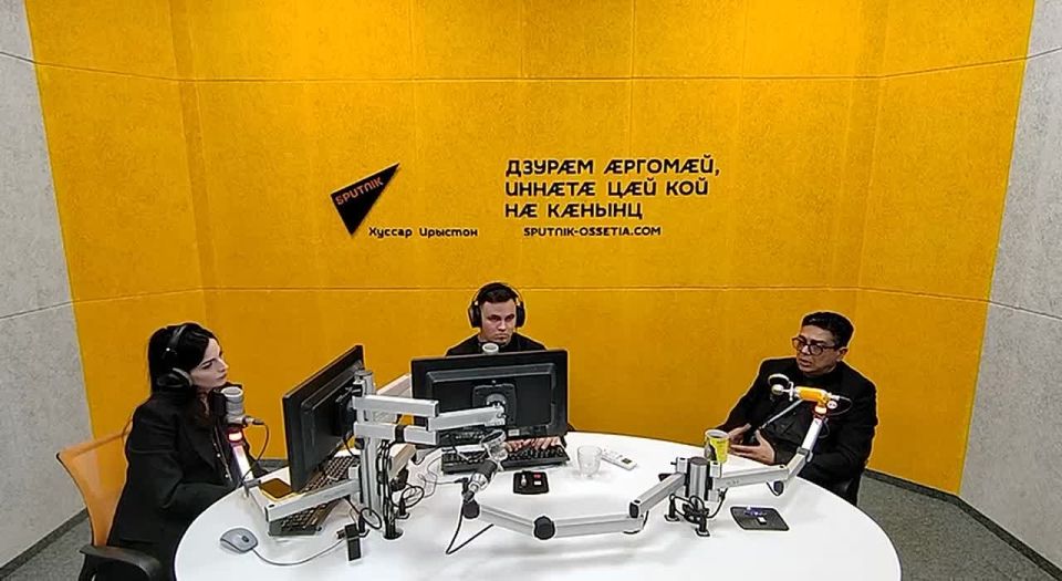 Отношения России и Китая сейчас отличает всеобъемлющее партнерство - Санакоев