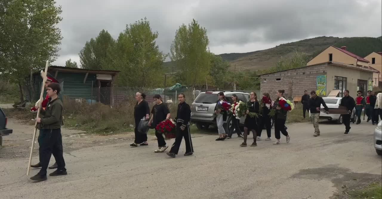В Цхинвале простились с погибшим в зоне проведения СВО бойцом Артуром Габатовым ("Кжх")