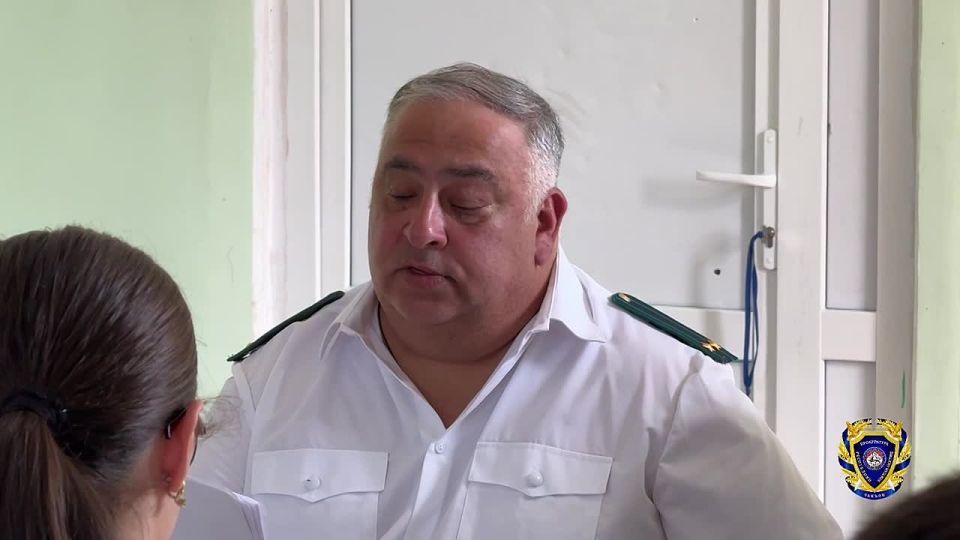 Прокуратура города Цхинвал проводит лекции для школьников по вопросам правовой грамотности и профилактики правонарушений