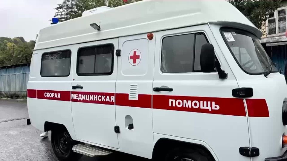 Городу Квайса передан новый автомобиль скорой помощи