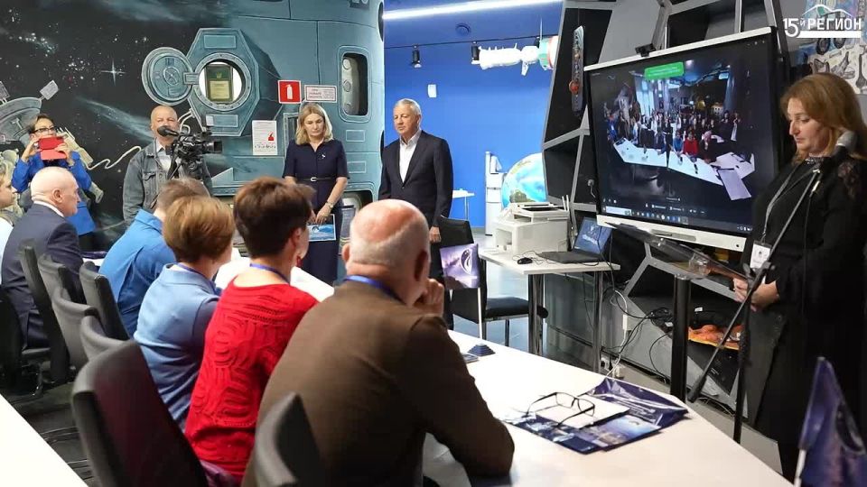 В школе космонавтики в Северной Осетии прошел второй образовательный интенсив, посвященный развитию проекта "Космический класс" в СКФО