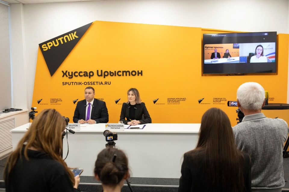 Видеомост, посвященный молодежным проектам Южной Осетии и России, прошел в Sputnik