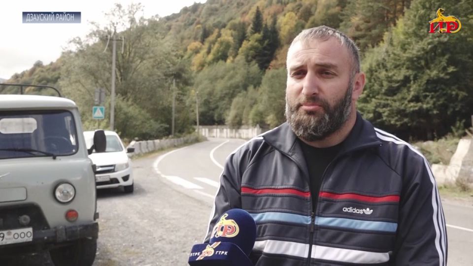 В Южной Осетии проводятся плановые ремонтные работы на магистральной линии электропередачи Дзау-Рук, направленные на повышение надёжности энергосистемы в преддверии осенне-зимнего периода