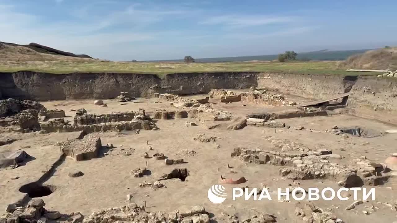 На Таманском полуострове, на территории винного дома "Фанагория", открылась первая в мире воссозданная античная винодельня