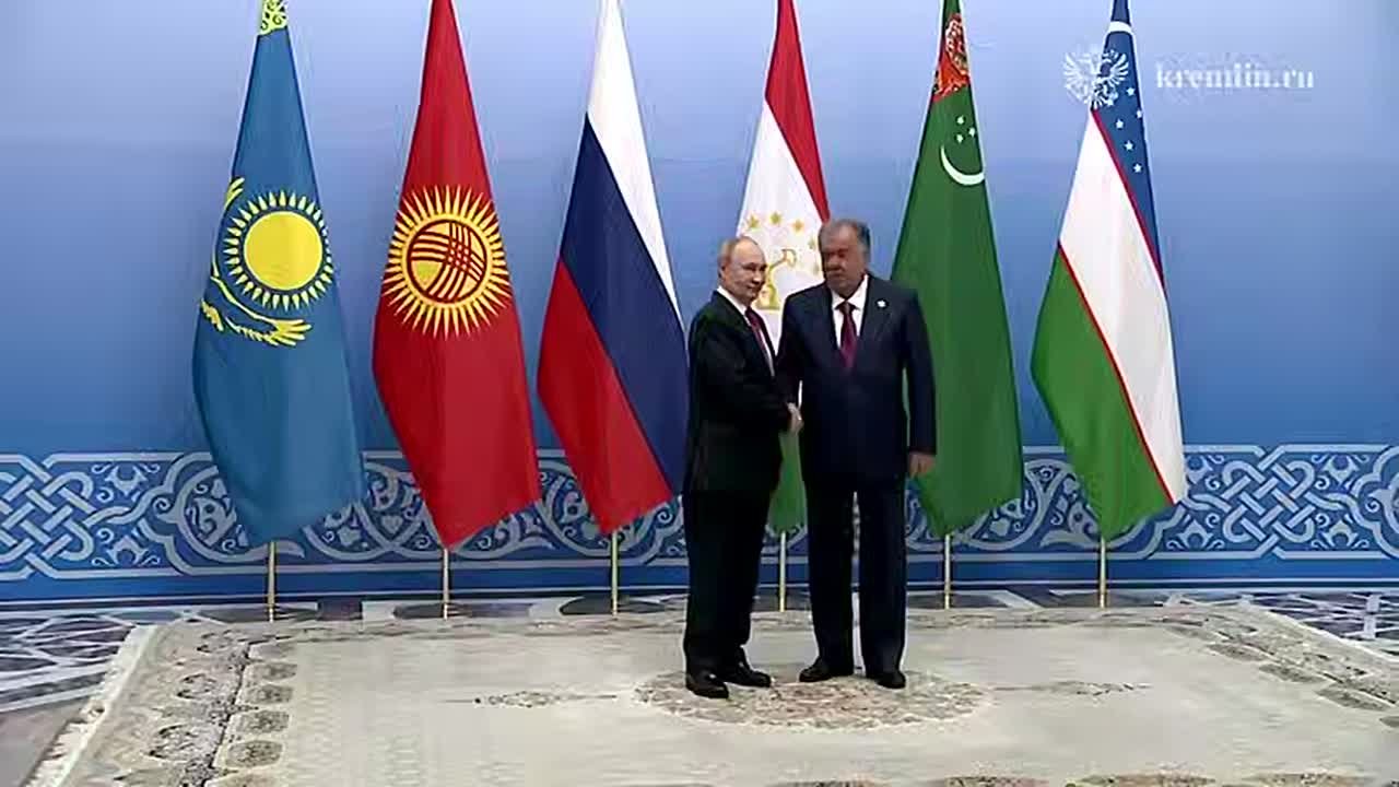 Путин прибыл на саммит "Россия – Центральная Азия" в Душанбе, сообщили в Кремле #social