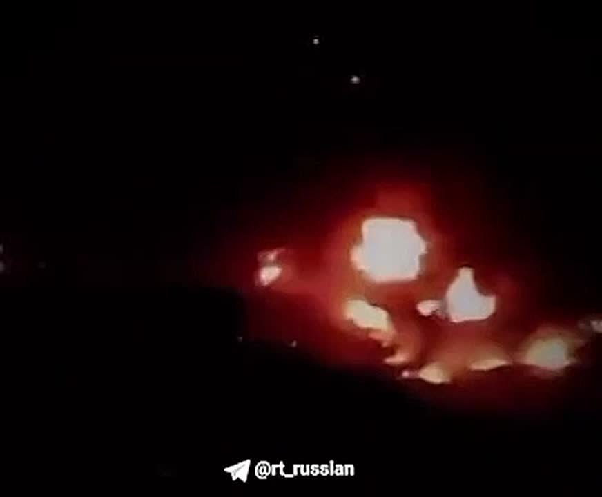 В Пакистане заявили о захвате 19 афганских погранпунктов в результате столкновений между военными двух стран, сообщает телеканал Geo