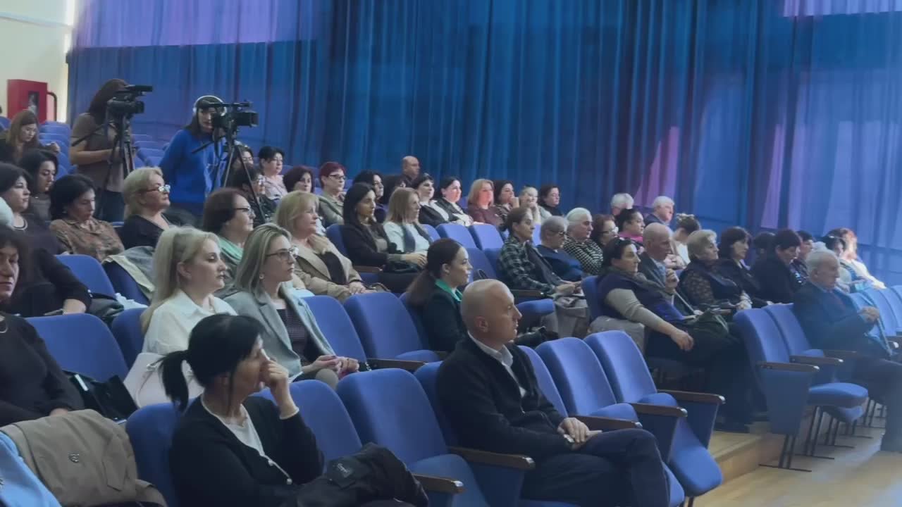 В ЮОГУ проходит первая Республиканская педагогическая конференция учителей осетинского языка и литературы Южной Осетии #social