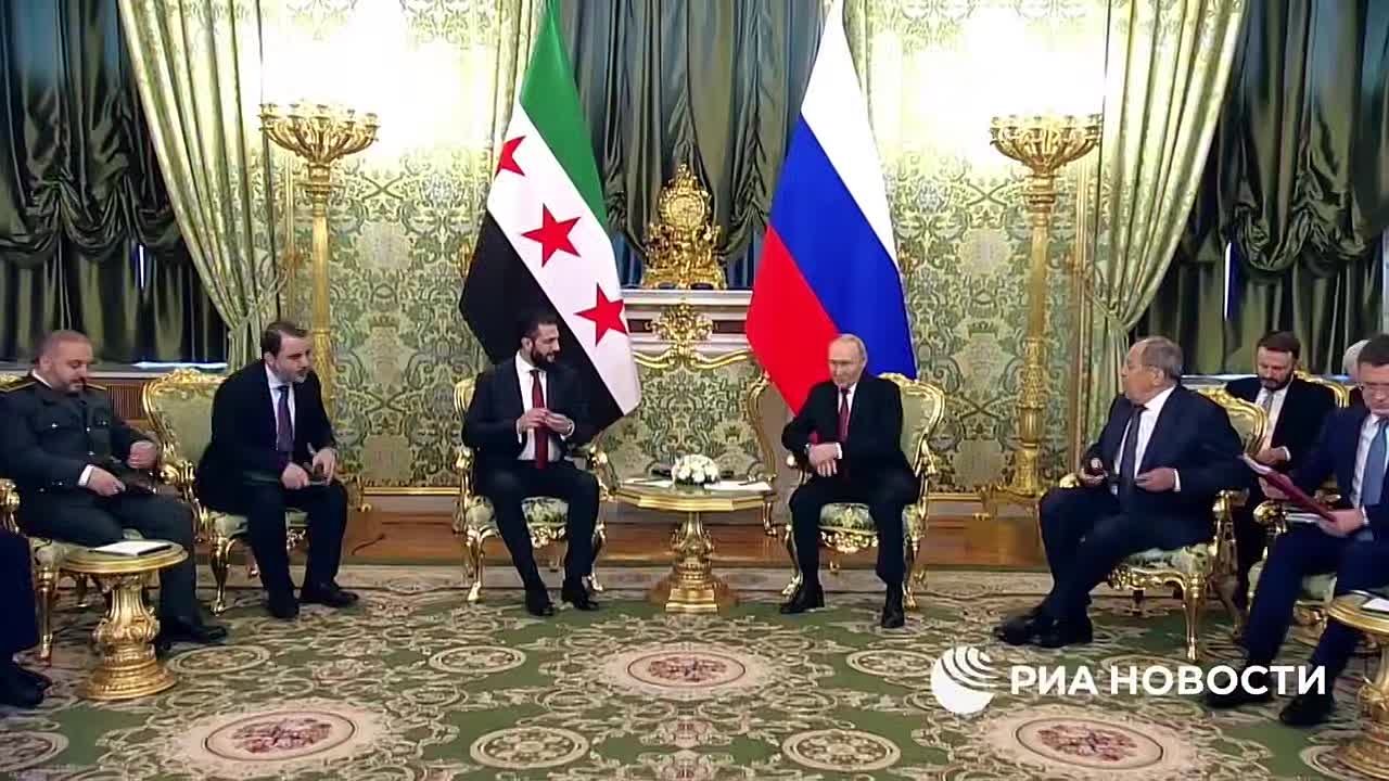 Глава Сирии аш-Шараа прибыл в Кремль для переговоров с Президентом России Владимиром Путиным