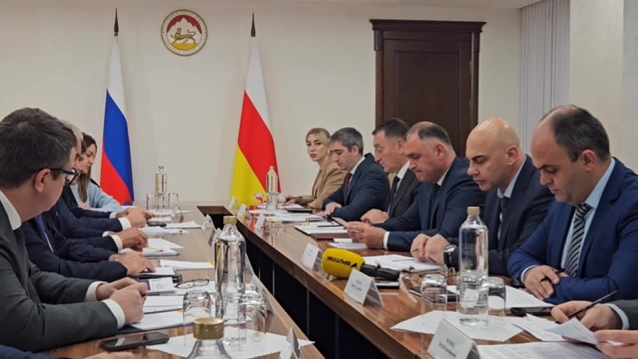 От реализации Госпрограммы социально-экономического развития Южной Осетии и Инвестпрограммы народ республики ожидает перемен к лучшему
