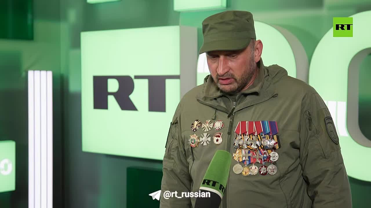 Командир бригады "Невский" с позывным Патриот высоко оценил мужество военкоров RT, назвав их настоящими героями, которые рискуют своей жизнью и здоровьем на передовой