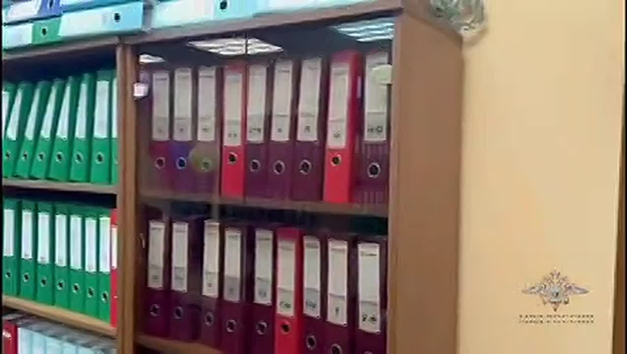 Полицейские в Москве перекрыли канал незаконной миграции, который позволил легализовать более 3 тыс