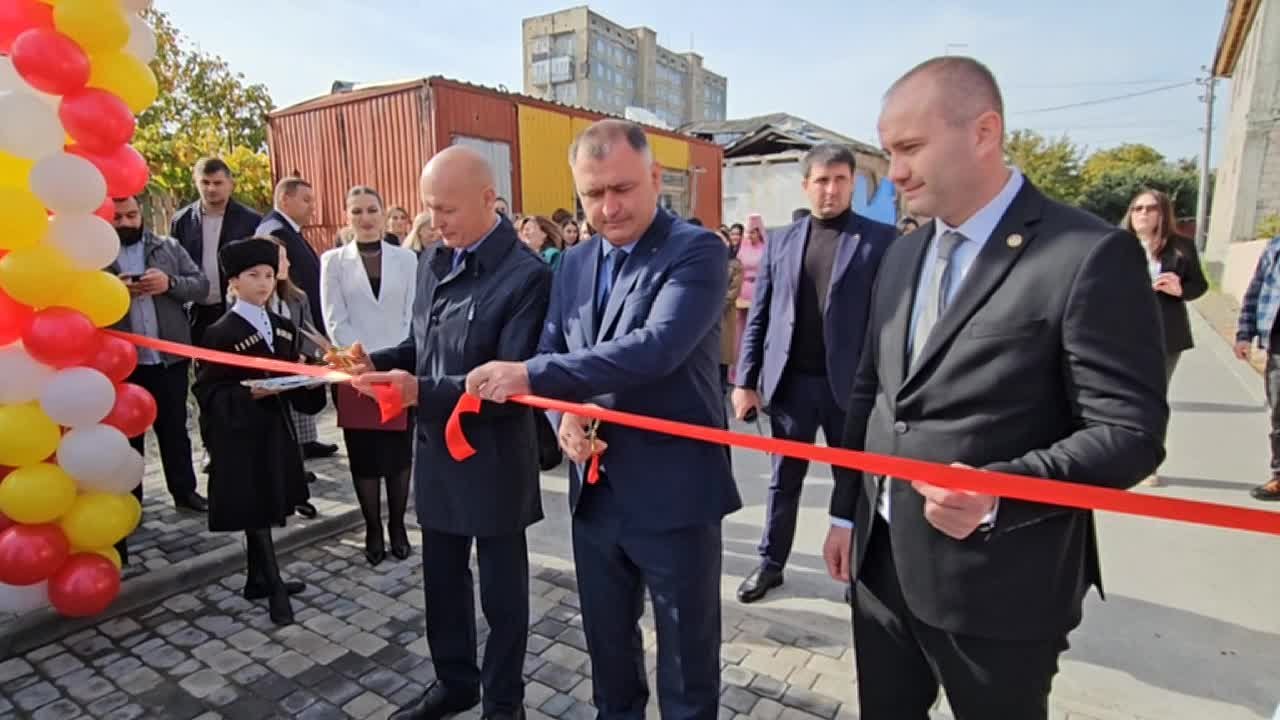 В Цхинвале проходит официальное открытие детского сада №19 "Блон"