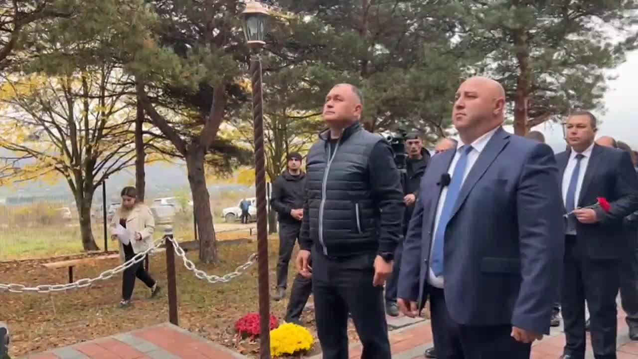 В Знаурском районе Южной Осетии открылись три отреставрированных памятника героям Великой Отечественной войны