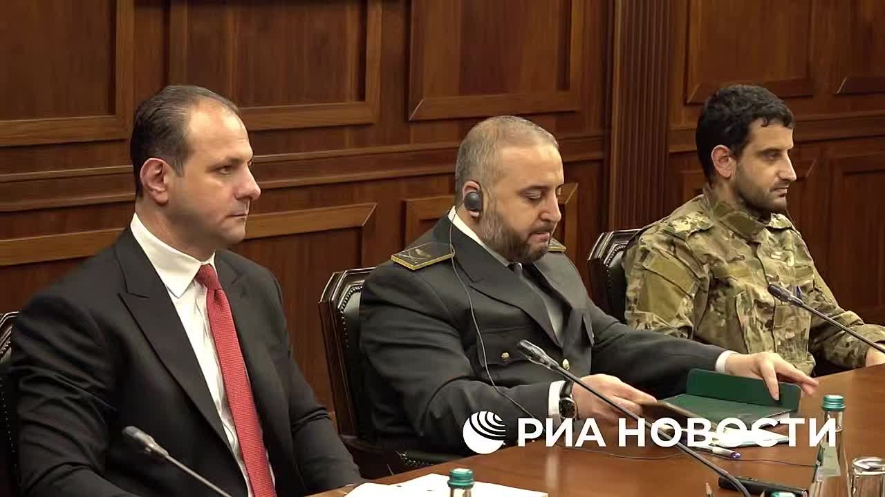 Министр обороны РФ Андрей Белоусов и министр обороны переходного правительства Сирии Махраф Абу Касра провели переговоры