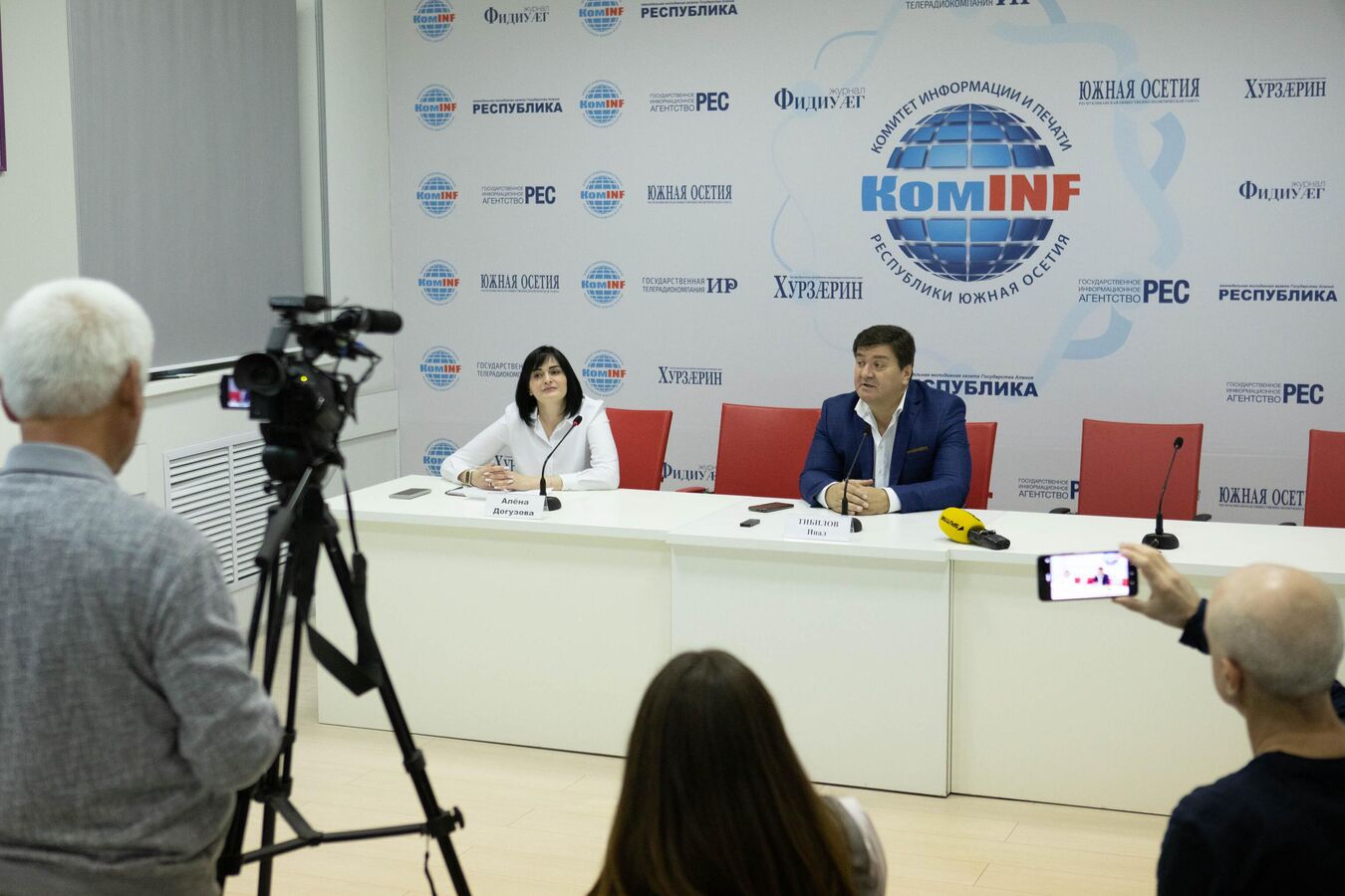 Российские коллеги охотно делятся опытом: Тибилов о сотрудничестве Югосстата с Росстатом