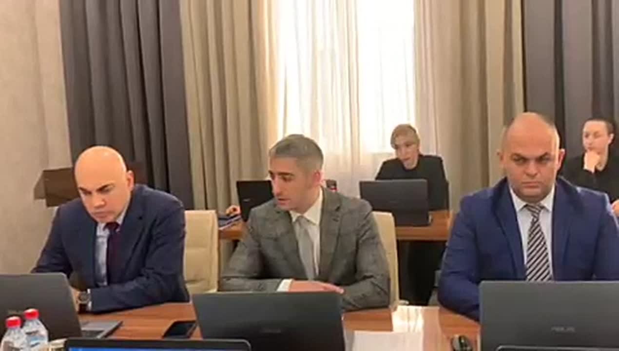 Южная Осетия корректирует пенсионное обеспечение таможенников в рамках сотрудничества с РФ