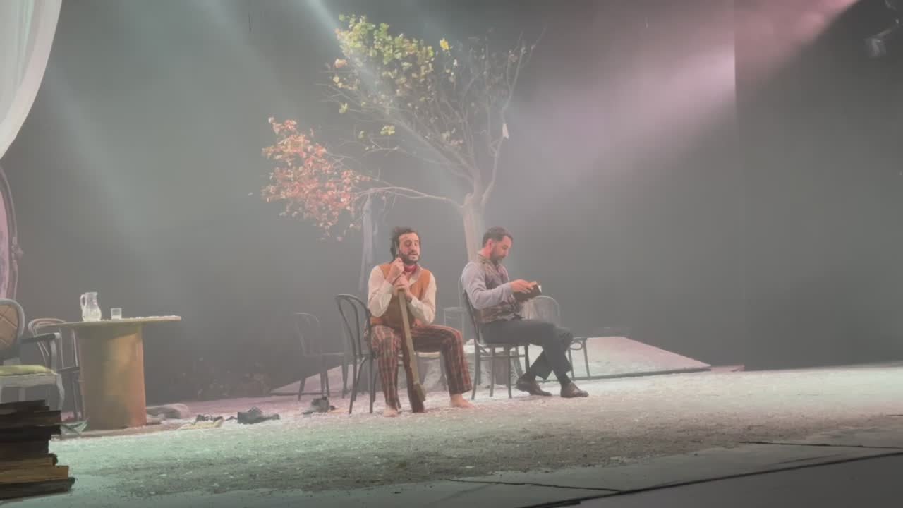 В Государственном драматическом театре имени Коста Хетагурова проходит премьера спектакля "Иванов" по пьесе Чехова