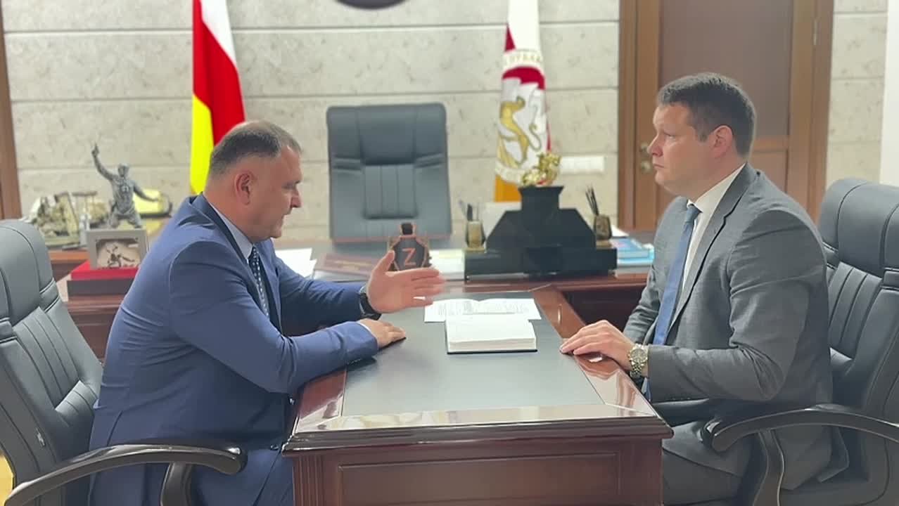 Три школы Цхинвала — школа-интернат, гимназия "Альбион" и Лицей искусств — получат новое оборудование до конца ноября в рамках российской грантовой программы "Победили вместе"