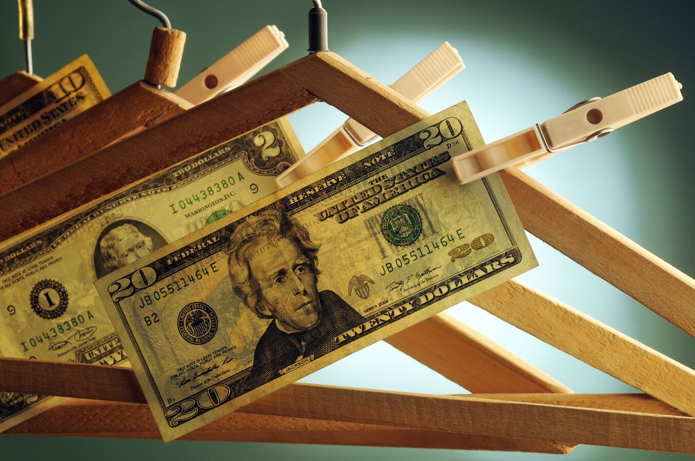 Эксперт объяснил, почему рекордный госдолг США грозит глобальной инфляцией и войной