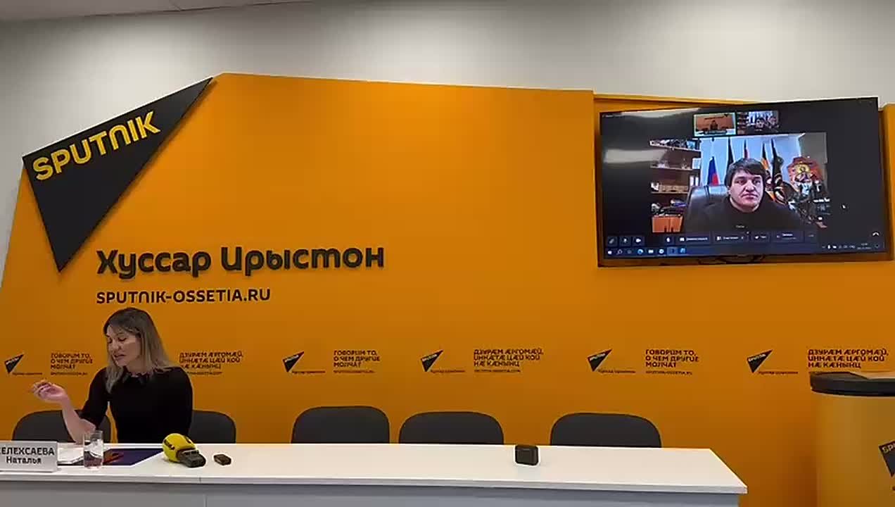 В Цхинвале проходит видеомост с Ахрой Авидзба - героем ДНР, командиром батальона «Пятнашка»