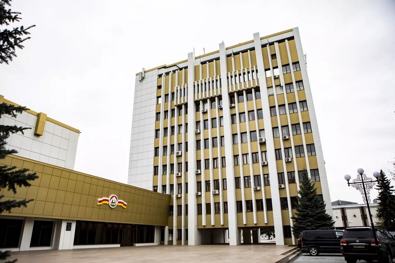 Алан Гаглоев подписал распоряжение по вопросам поддержки участников СВО и членов их семей