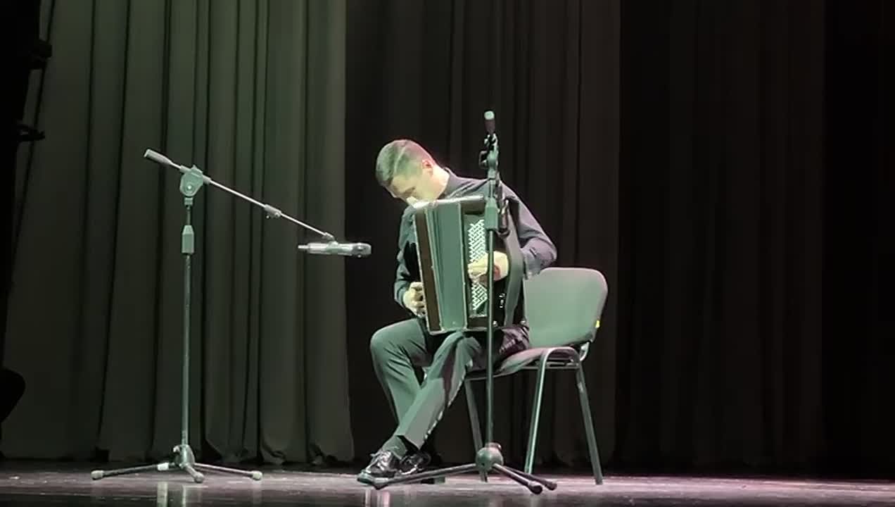 В столице Южной Осетии проходит концерт лауреата всероссийских и международных конкурсов, магистра магистр Российской академии музыки им. Гнесиных Азамата Тедеева