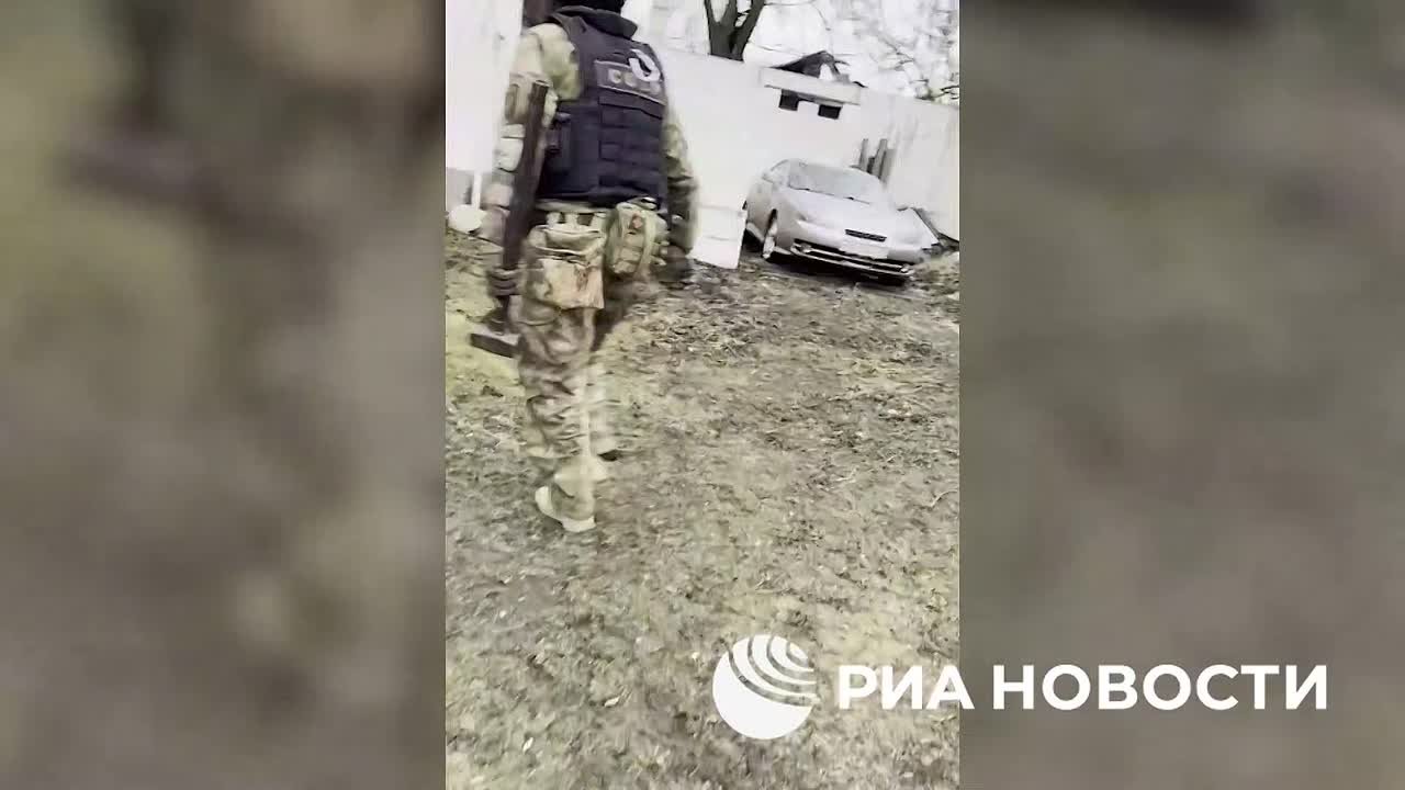 Силовики задержали жителя Тамбовской области, который передавал украинскому блогеру, контролируемому военной разведкой, данные о подразделениях, участвующих в СВО