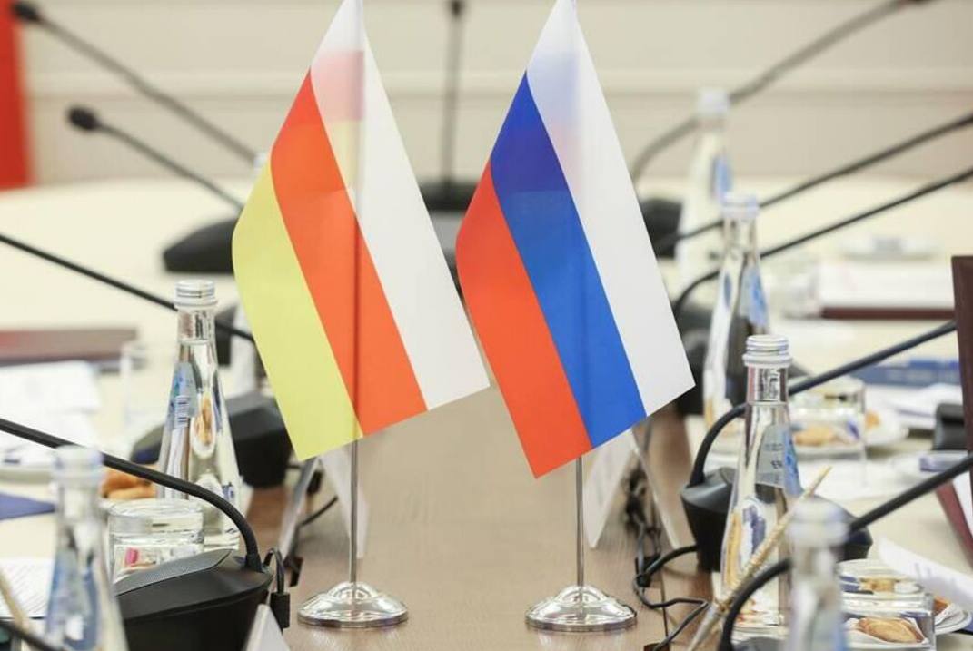 Южноосетинская детская организация "Раззагонт" и российское "Движение первых" подписали соглашение о сотрудничестве