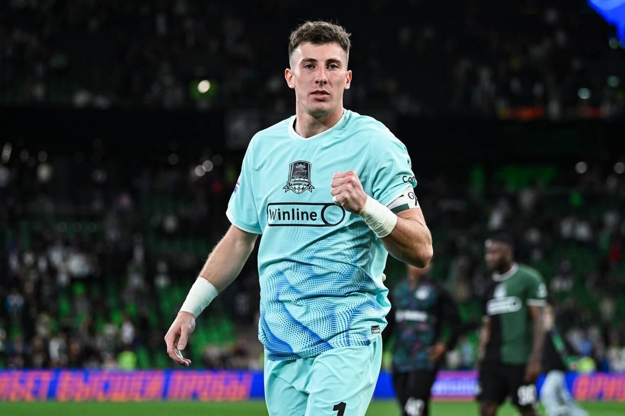 Осетинские голкиперы Агкацев и Гудиев вызваны в сборную России