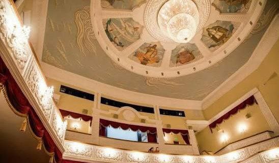 Труппа южноосетинского госдрамтеатра отправилась на "Большие гастроли" в Ульяновск и Самарск