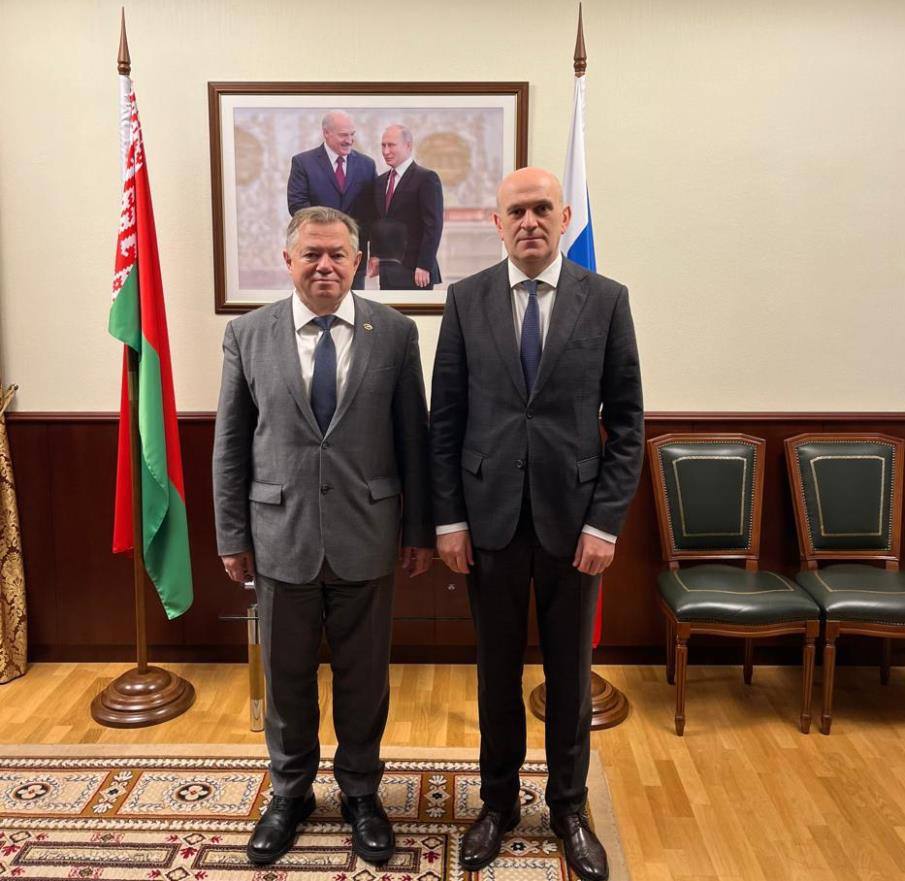 Министр иностранных дел Южной Осетии Ахсар Джиоев провел рабочую встречу с государственным секретарем Союзного государства России и Беларуси Сергеем Глазьевым