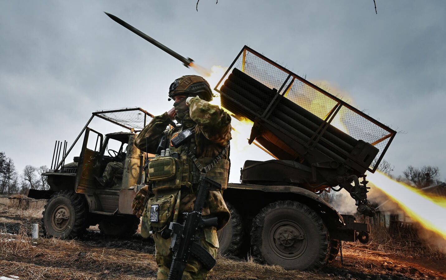 Тульские десантники залпом из "Града" накрыли скопление пехоты ВСУ в Сумской области