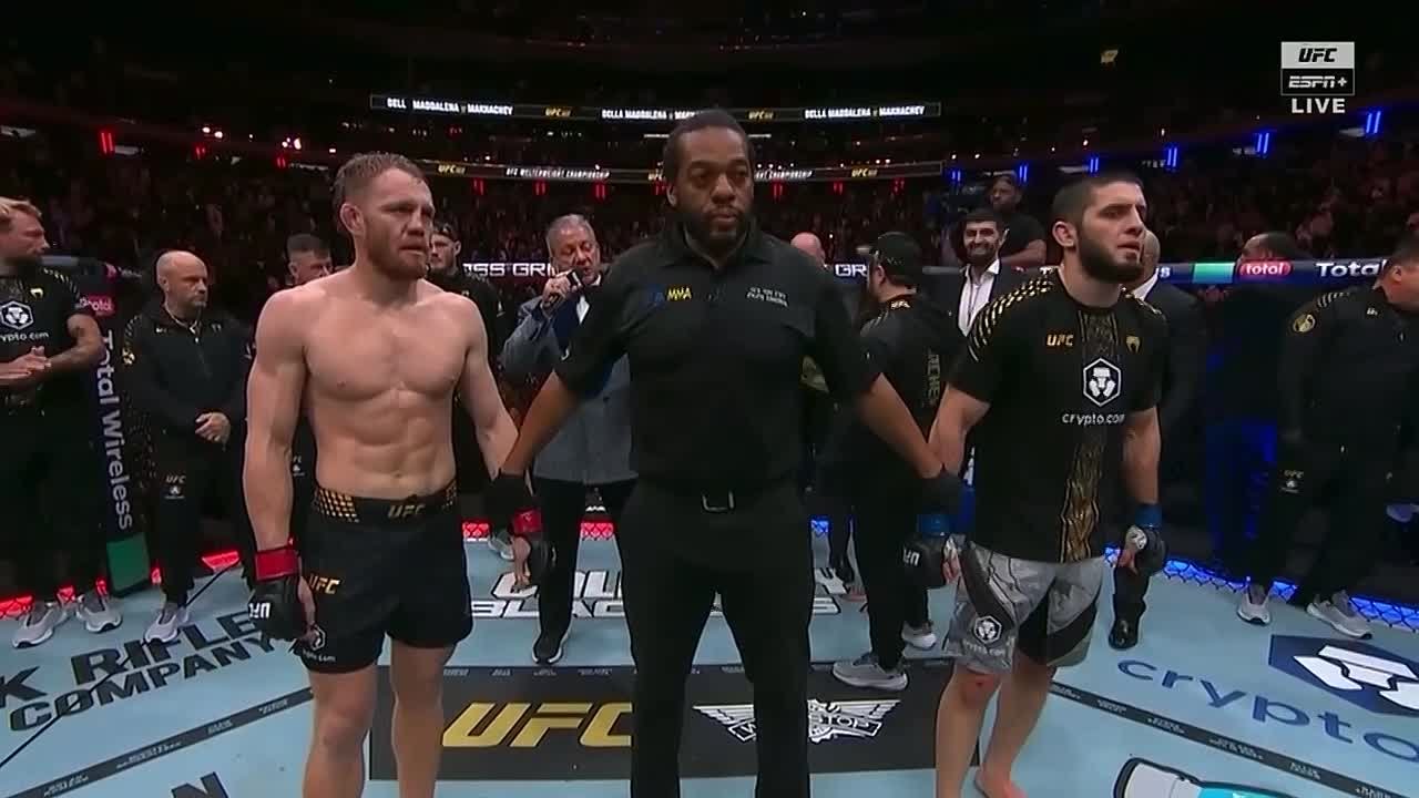 Ислам Махачев – первый боец из России, ставший чемпионом UFC в двух весовых категориях