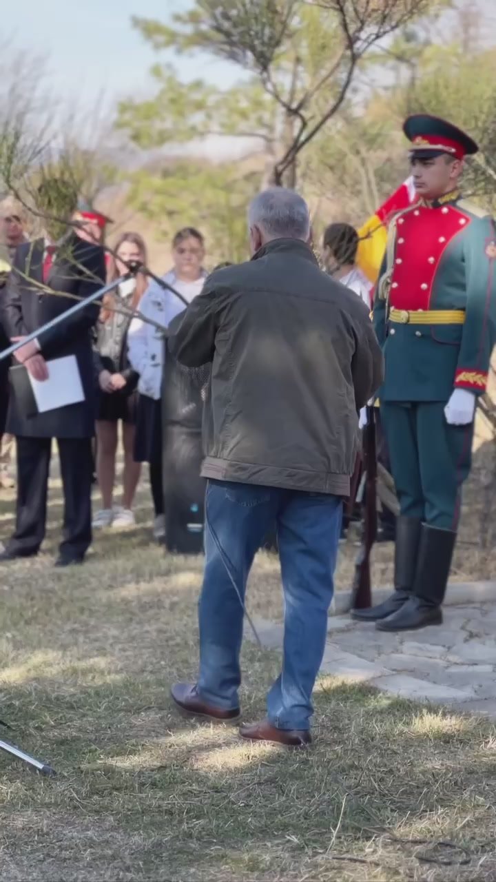 Да здравствует Республика Южная Осетия С Днем мужества и народного единства! Мира всем и здоровья!