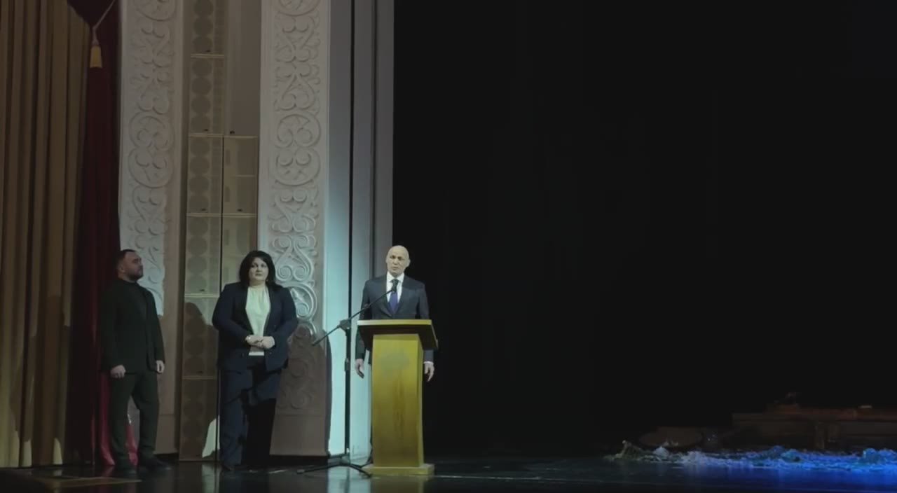 Посол России в Южной Осетии М.М.Кулахметов прокомментировал приезд с гастролями в Цхинвал театра им. С.В.Образцова