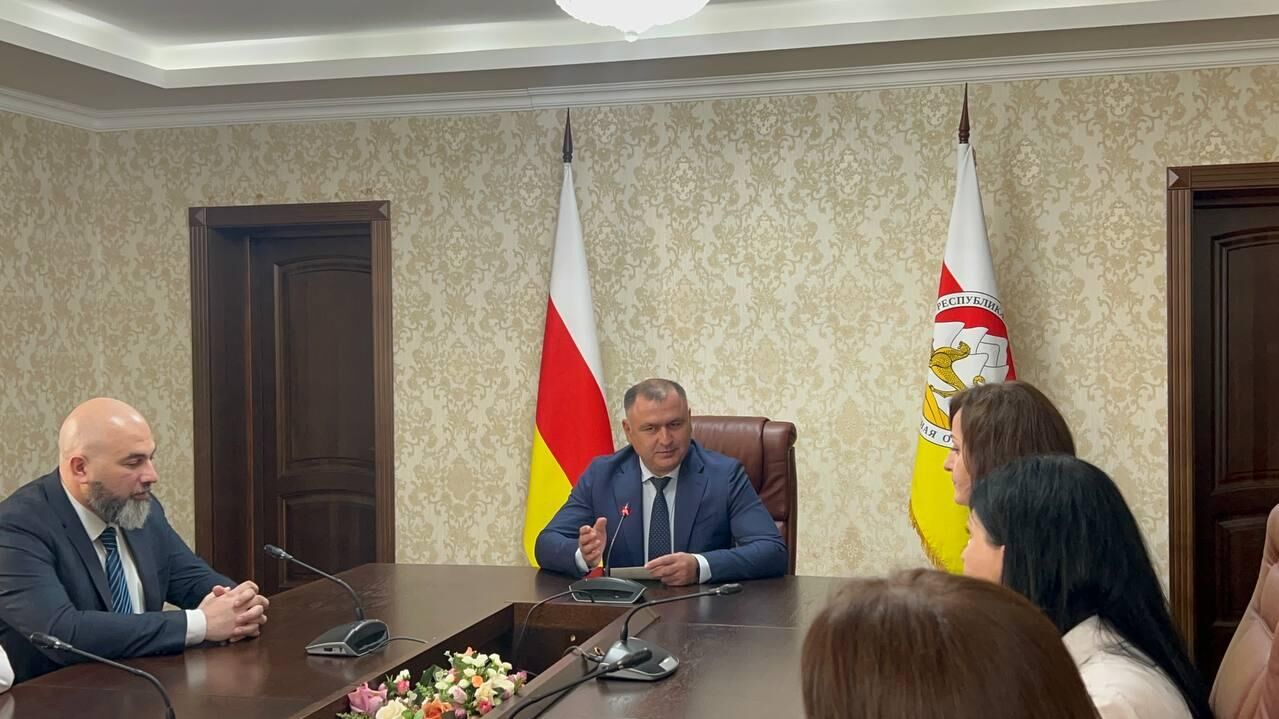 Гаглоев: введение советников по воспитанию в школах РЮО – ответ на современные вызовы