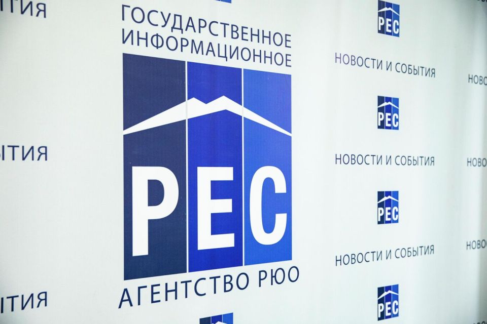 Алан Гаглоев поздравил информагентство "Рес" с 30-летием